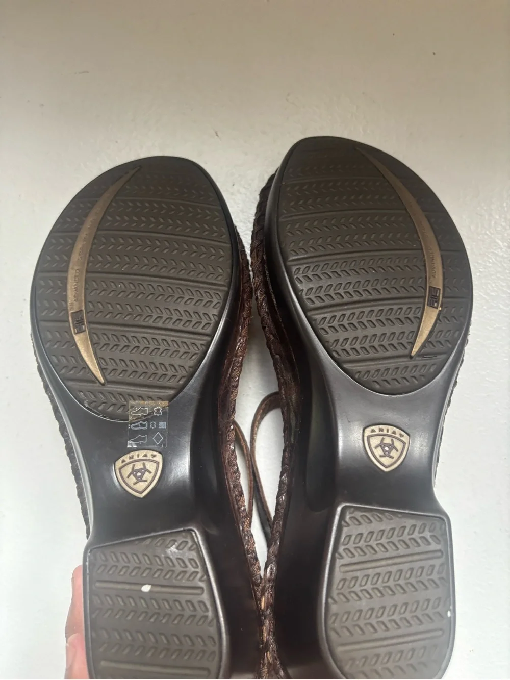 ARIAT Shalimar Brown Leather T-Strap Wedge Heeled Gladiator Sandal Size 9